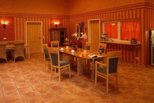 Econo Motel Goelzer Büchenbeuren Εξωτερικό φωτογραφία