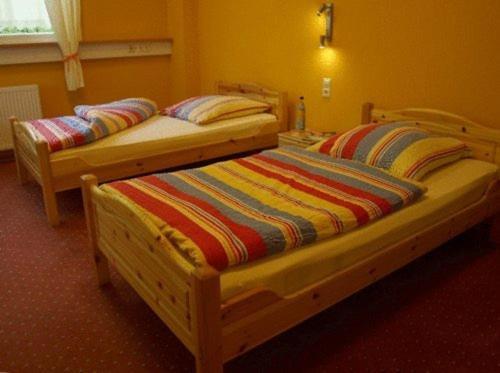 Econo Motel Goelzer Büchenbeuren Εξωτερικό φωτογραφία